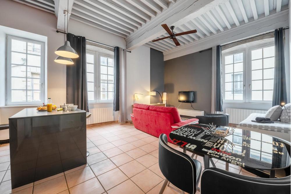Emplacement N°1 Tres Bel Appartement Spacieux カルカソンヌ エクステリア 写真