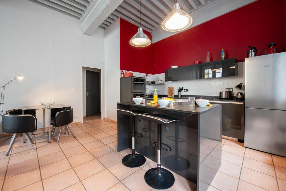 Emplacement N°1 Tres Bel Appartement Spacieux カルカソンヌ エクステリア 写真